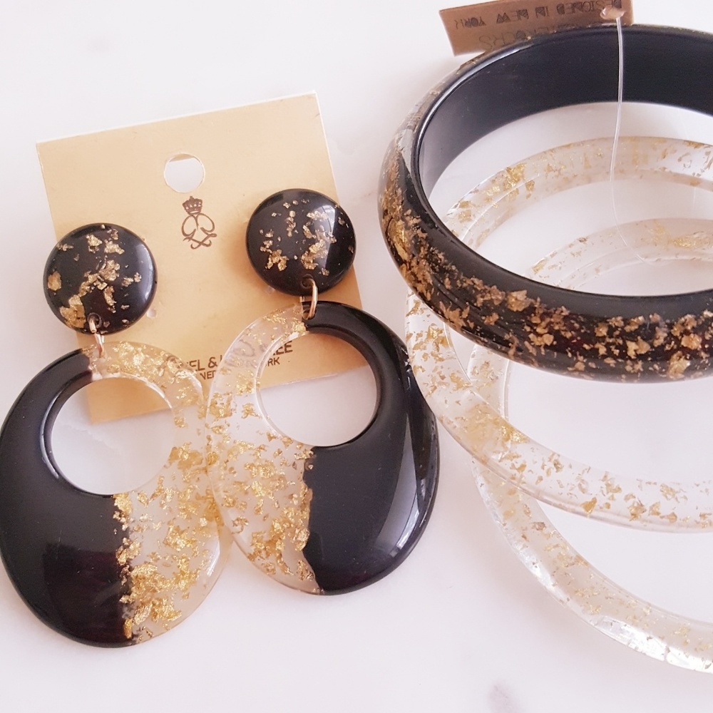 🚨Bundle Deal🚨 Earrings & Bracelet Set